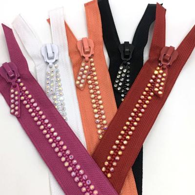 China Wholesale 60CM Logo Sustainable Use Closed Rhinestone Automatic Lock China Supplier Customizable Zippers Used For Clothing for sale