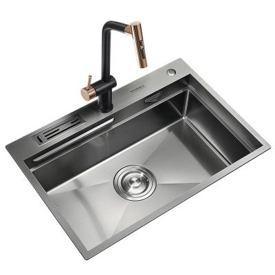 China Without Faucet Handmade Sink 304 Stainless Steel Material Kitchen Sinks for sale