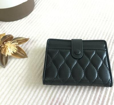 China Lady Fashion Portable Diamond Plaid Genuine Sheep Leather Card Holder for sale