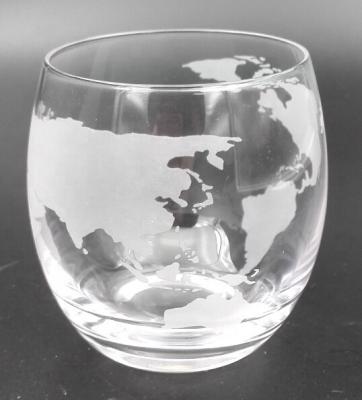 China New Food World Globe Crystal Vodka Whiskey Whiskey Tequila Gift Set Unique Elegant Etched Etched Lead Free Glass Glassware for sale