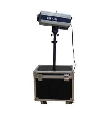 China Mini Integrated 1500w Stage Follow Spotlights With Flight Case for sale