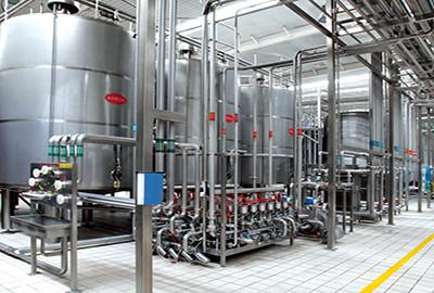 China Gas Heating 1000L / H UHT Milk Processing Line Stationary with Pasteurization for sale