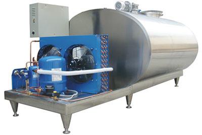 China Vertical Cooling Milk Storage SUS304 Stainless Steel Tanks for Water 500 - 10000L for sale