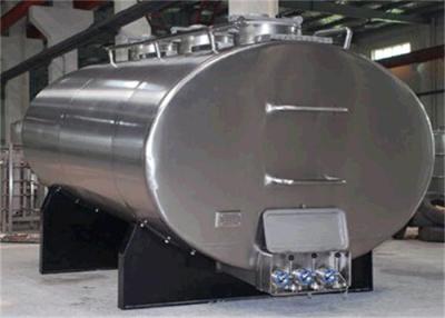 China Big Horizontal Stainless Steel Tanks , Cooling Bulk Liquid Pasteurized Milk Tank 1000L - 30000L for sale