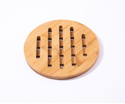 China Sustainable 100% Natural Customized Kitchen Round Tea Cup Pads Set Bamboo Wooden Place Mat Coasters For Drinks for sale