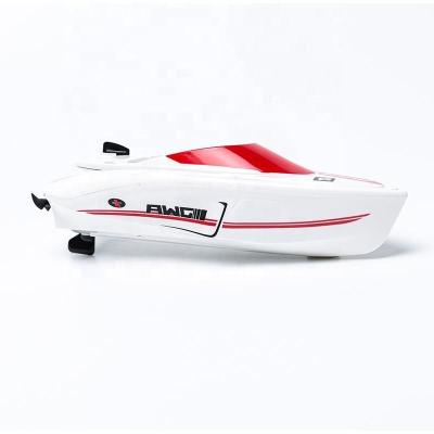 China RC Hobby H133 10Km/H High Speed ​​Remote Control Racing Boat 50M Distance 180 Degree Flip Waterproof RC Boat for sale