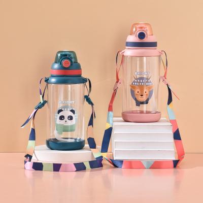 China New Anti-falling 550ml Kids Straws School Plastic Water Bottle Casual Portable Leak-proof Outdoor Cartoon Bear For Kids for sale