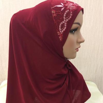 China 2021 Latest Design Polyester Lace Muslim Hijab Fashion Islamic Hijab XDH020 for sale