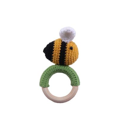 China Stuffed Baby Rattle Ring Shape Wooden Crochet Infant Baby Rattle Wooden Teether Toys for sale