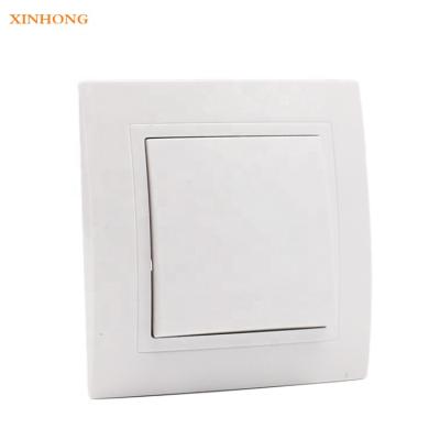 China Versatile Best Quality And Price Supply Eu 1 Strip Wall Switch White Socket for sale