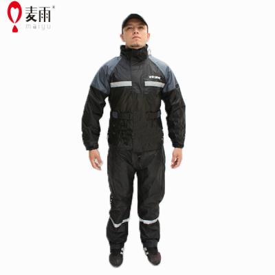 China Ranproof Windproof Waterproof Fishing Gear Raincoat Adult Nylon Man PVC Rain Gear Yellow Printed Suit for sale