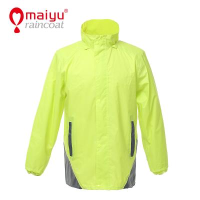 China Durable motor raincoat L-4XL raincoats regenmantel rain jaket for men wholesale for sale