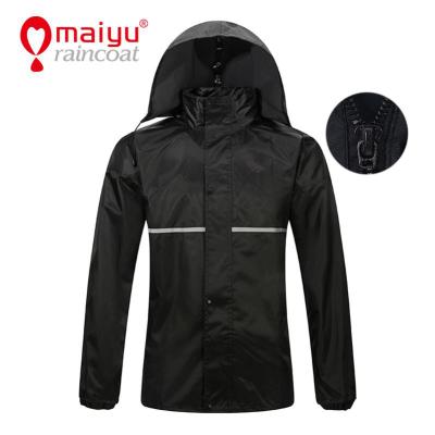 China 100% Waterproof Custom Men's Rain Jacket Waterproof Cloth Fabric Motorcycle Raincoat for sale