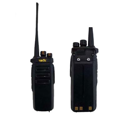 China Hot Sale 6dB Hand Intercom Long Range 16W 400-480MHz / 136-174MHz Two Way Talking Film Walkies for sale