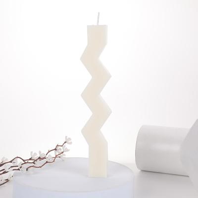 China Wholesale High Quality Soy Wax Durable Using Low Price Decorations Folding White Candle for sale