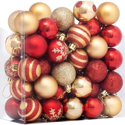 China Selling Resin Like Hot Cakes 4CM50 Hanging Christmas Baubles Ball Home Decoration Hand Painted Plated Pendant for sale