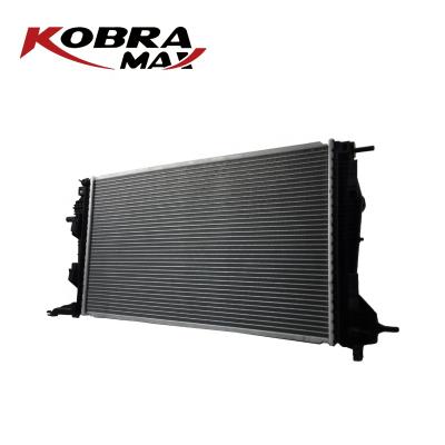 China For RENAULT Auto Parts Engine Cooling Radiator For RENAULT 214100016R for sale