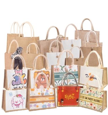 China New Fashion Sustainable And Eco-Friendly Printed Custom Jute Tote Bags With Pocket Reusable Natural Burlap Bags For Gifts for sale