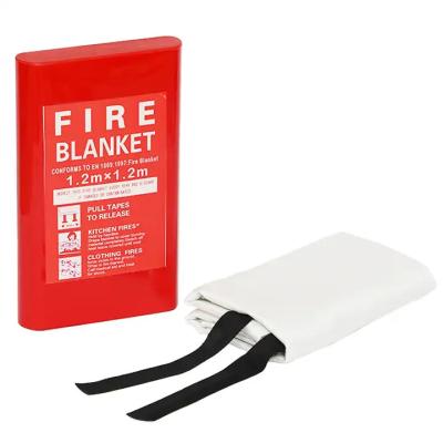 China Hot Selling Factory Customfire Safety 550 Degree Celsius Resistant Fire Retardant Blanket Home  Fighting Fire Blanket for sale