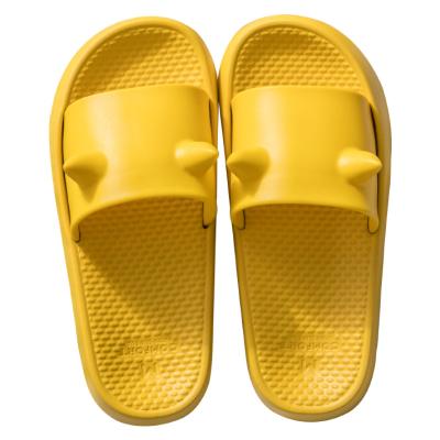 China Fashion Trend Famous Brand Non Slip Bath Funny Slippers Summer Slides Sandals For Women And Ladies 2022 for sale