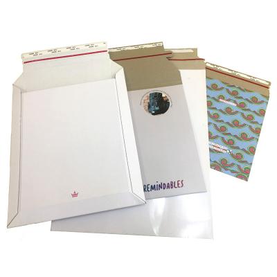 China Eco-friendly non bendable custom design printing to stay flat white cardboard cardboard paper mailers for sale