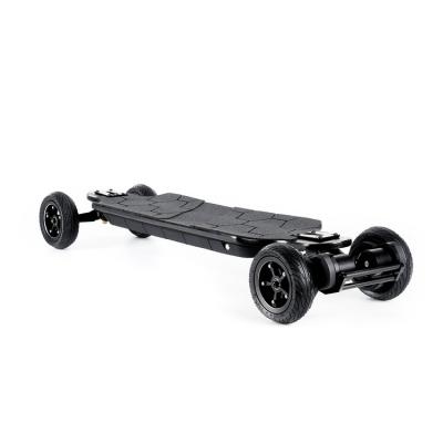 China Adult Chinese Supplier Dual Motor 3000W Belt Electric Longboard Skateboard Black Four Wheels Electric Longboard for sale