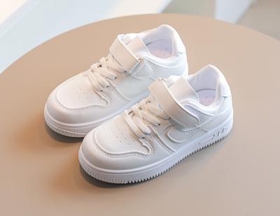 China Breathable Factory Custom Sports Little White Shoes for sale