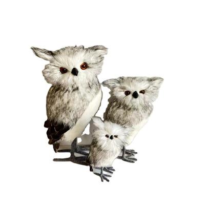 China High Quality Moss Plant Outlet Christmas Decoration Gardening Decoration Simulated Real Feather Owl for sale