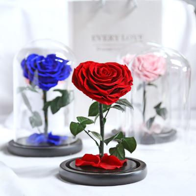 China Durable Preserved Flower Box Flower Arrangement Glass Heart Shaped Dry Cover Mounted Gift Valentine's Day Christmas Gift for sale