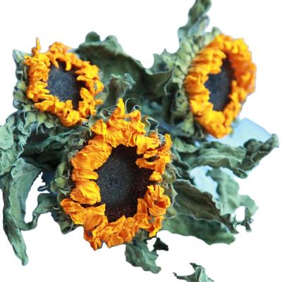 China 2021 Amazon Durable New Arrivals Natural Flower Sunflower Artificial Flower Home Decorative Dry Decorations for sale