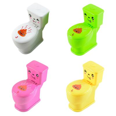 China Prank Toy New Strange Mini Water Jet Toilet Toy Children Spoof Tricky Water Jet Cleaning Toy for sale