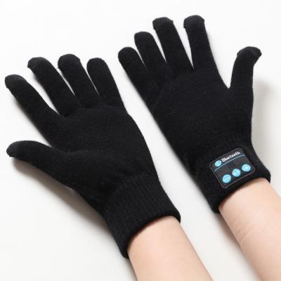 China Simply 2020 New Touch Screen Wireless Winter Warm Knitted Gloves Touch Screen Music Gloves Logo Bluetooth Gloves Custom Made For Women for sale