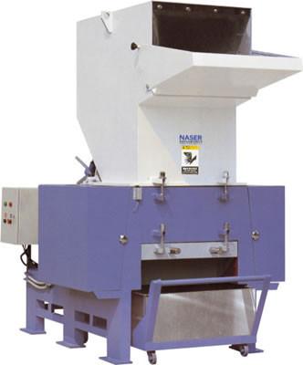 China PVC / PET Film Plastic Crushing Machine Small Plastic Shredder CE for sale