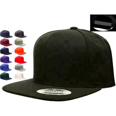 China Wholesale Flat Brim Character Snapback Hats With Custom Logo for sale