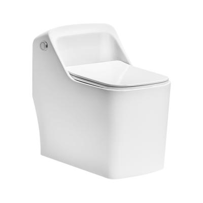 China Ceramic Low Cistern Square Toilet With 4.8L Single Flush for sale