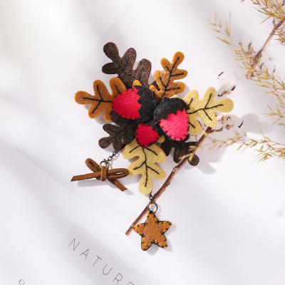 China Eco-friendly material wholesale fashion modern design decorative brooches hand make toy brooch badge badge jewelry jewelry handmade felt for sale