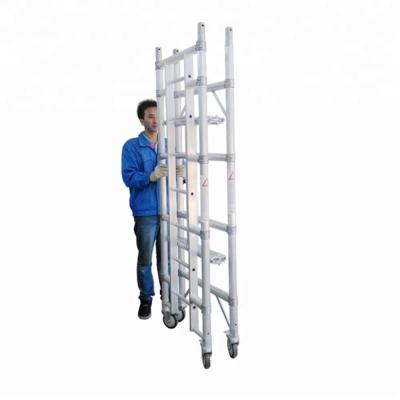 China Mobile Aluminium Scaffold Tower Folding Scaffolding Tower With 4M Scaffolding Height for sale