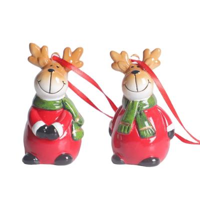 China Handmade Christmas Elks Indoor Hanging Decoration Personalized Ceramic Christmas Ornaments for sale