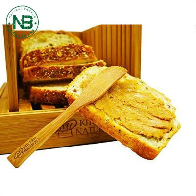 China Sustainable Manual Retractable Bread Board Wooden Bamboo Crumb Bread Slicer Catcher Foldable Price for sale