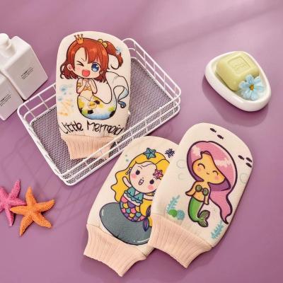 China EXFOLIATING Hot Sale Korean Exfoliating Bath Gloves Cartoon Style Exfoliating Bath Scrub Dead Skin Remove Slin Friendly for sale