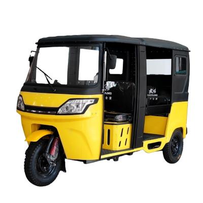 China Bajaj Three Wheeler Auto Rickshaw Price Motorized 4 Passenger Taxi 6 Stroke Three Wheeler 6 Passenger Tricycle for sale