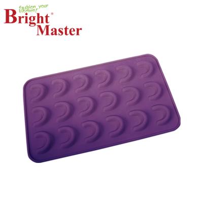 China 15 Viable Moon Shape Cake Pan High Quality Cake Pan Mold Silicone Cake Baking Molds for sale