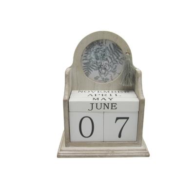 China Minimalist 2022 Custom Design Vintage Calendar Home Decoration Wooden Desk Ornaments Rack Calendar for sale