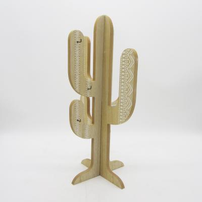 China 2022 eco-friendly cactus table decor with hooks room decoration home decor modern for sale