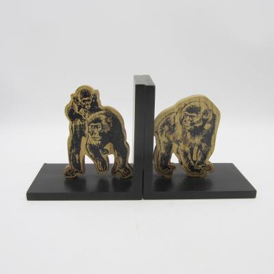 China Traditional Wooden Decorate Bookends Decorations For Home Other Home Decor Gorilla Animal for sale