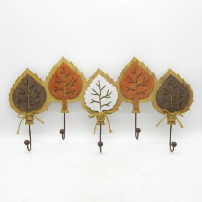 China Europe Wooden Wood Leaves Natural Fall 5 Hooks Home Decoration Painted Antique Imitation MDF Europe for sale