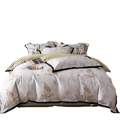 China Anti-Static Luxury 100S Cotton Duvet Cover Set 4 Pcs  Vintage Floral Digital Print Bedding Set for sale