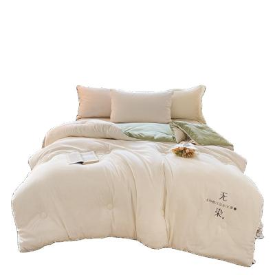 China Home All-Season Cotton Soy Fiber Comforter Washable Versatile for Year-Round Comfort for sale