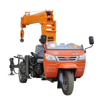 China CRANE Mini Truck Crane 4 Ton Mounted Crane Hitch Mounted Tricycle Truck Rough Terrain Crane For Sale for sale