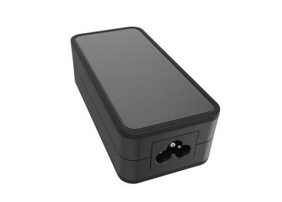 China Negro mundial de escritorio del adaptador de enchufe del adaptador universal del viaje de la CA 60W 5000ma en venta